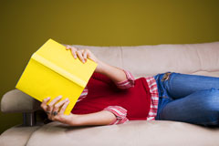 girl_reading_240.jpg